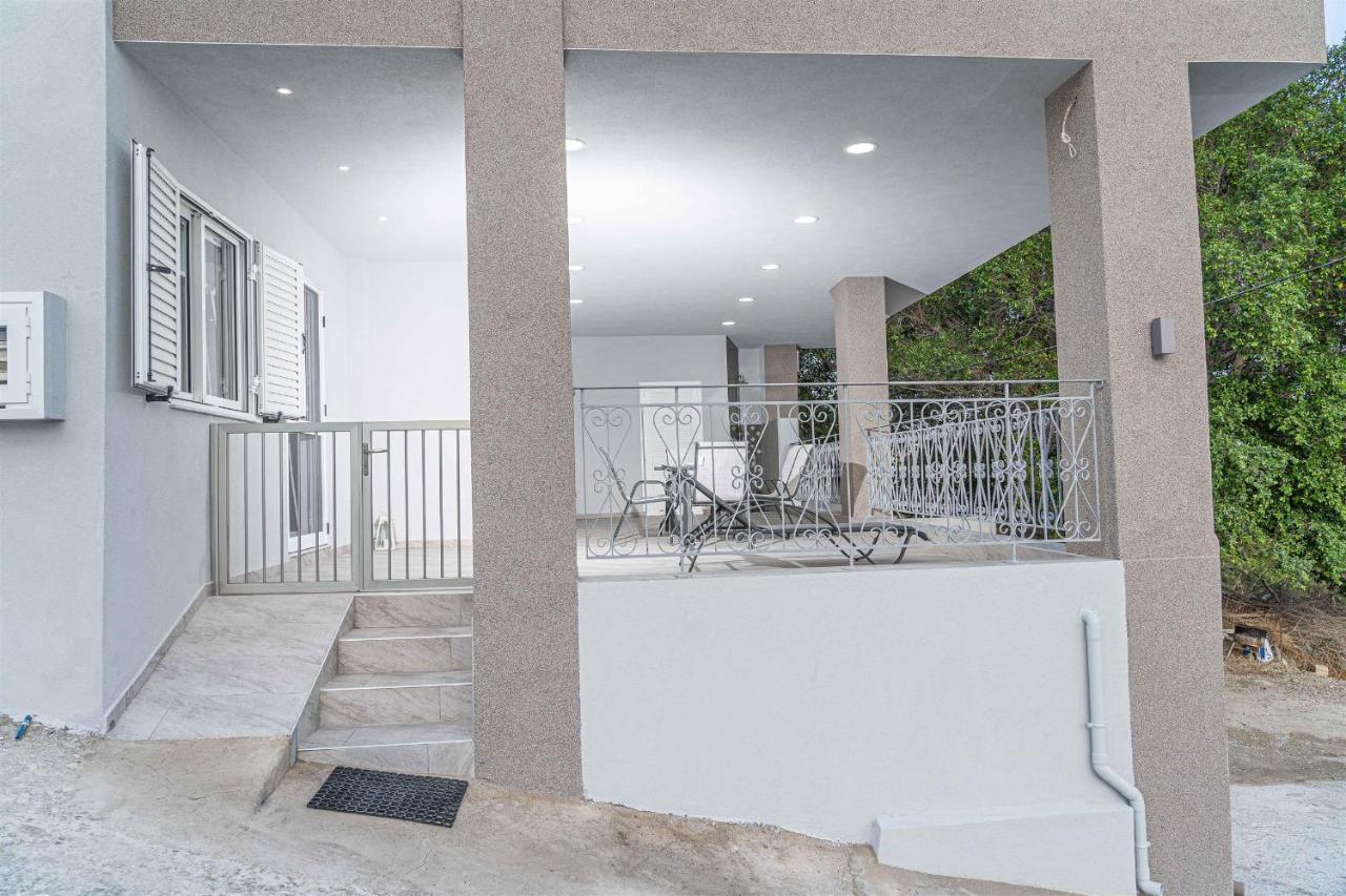 Tzortzi'S Family Apartments Kaloí Liménes Ngoại thất bức ảnh