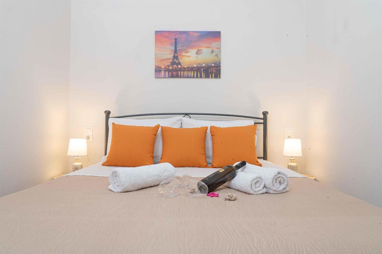 Tzortzi'S Family Apartments Kaloí Liménes Ngoại thất bức ảnh
